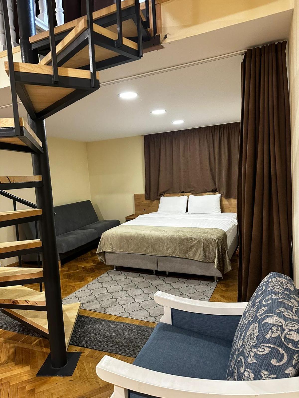 Hotel Banovani Tbilisi Eksteriør bilde