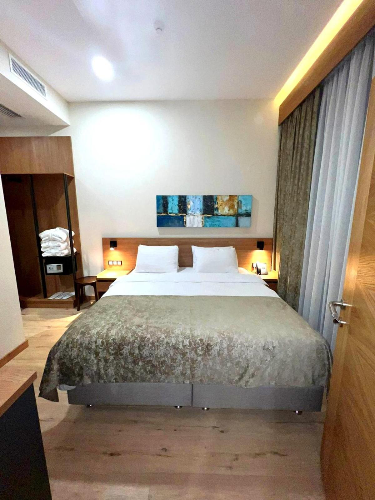 Hotel Banovani Tbilisi Eksteriør bilde